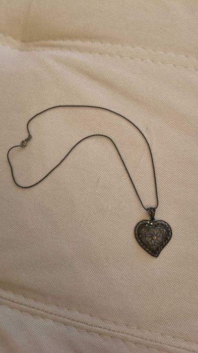 Продавам сребърни бижута