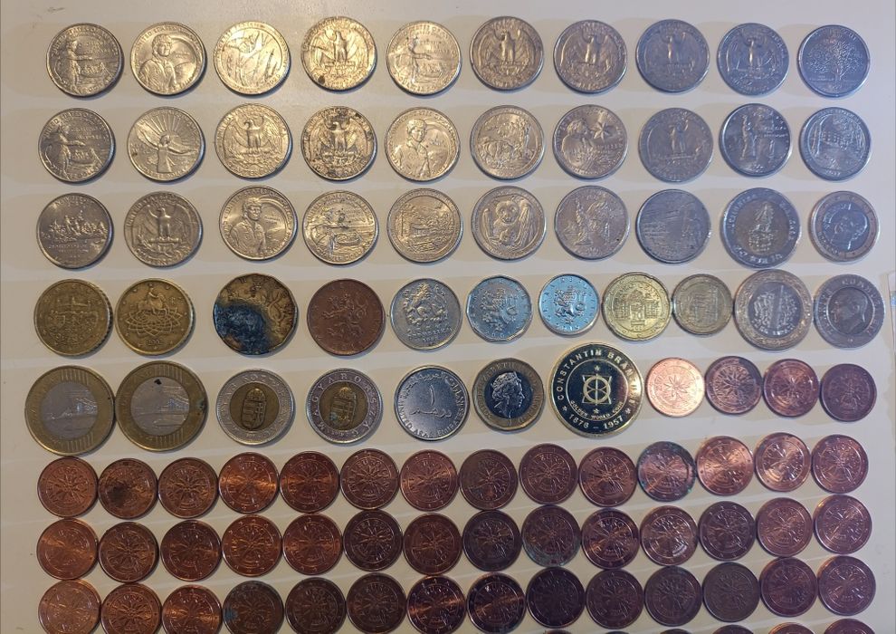 Monede de Colecție Aproximativ 222 Monede și Bancnotă 5 Lire Turcești