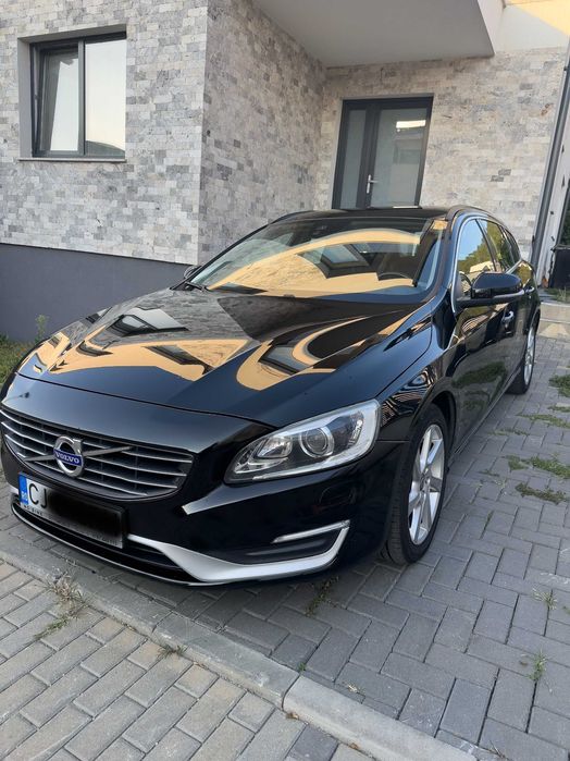 Volvo V60 D3 2.0 Diesel 5 cilindri 136 CP Automată – 2014