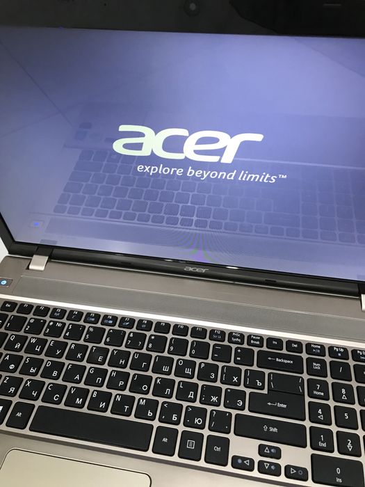 Ноутбук Acer aspire V3