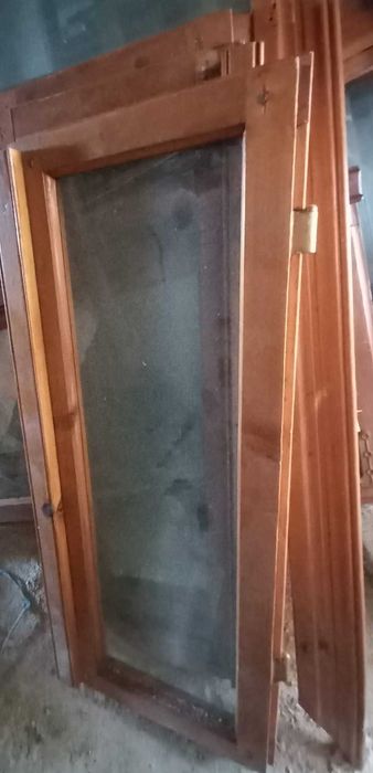 4 FERESTRE TRIPLE din lemn cu geamuri