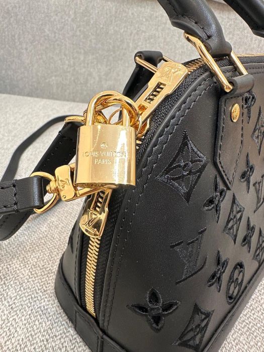 Сумка Louis Vuitton