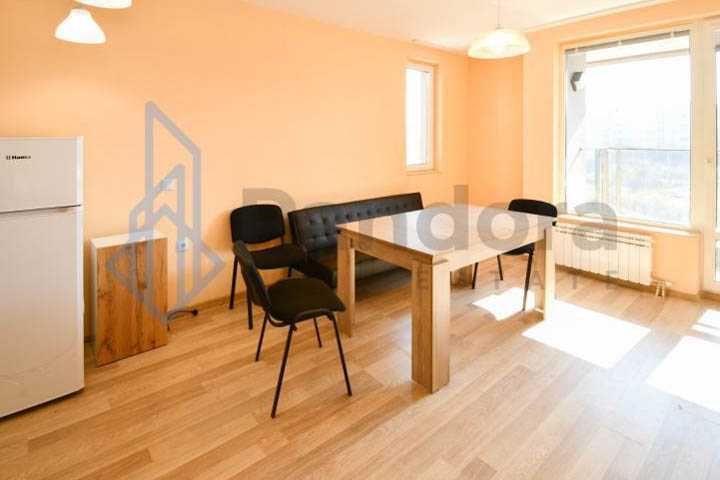 Двустаен  апартамент под наем в кв .Люлин 8