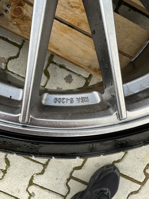 Гуми с джамти 20"