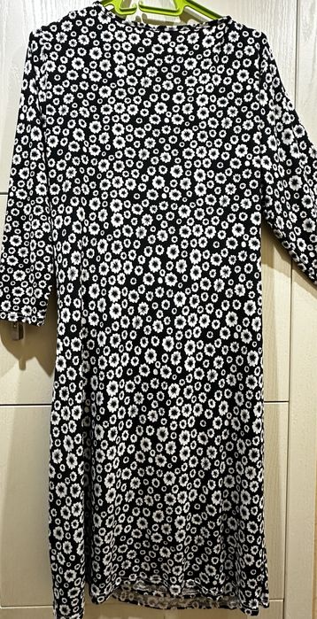 Рокля от разтеглива материя