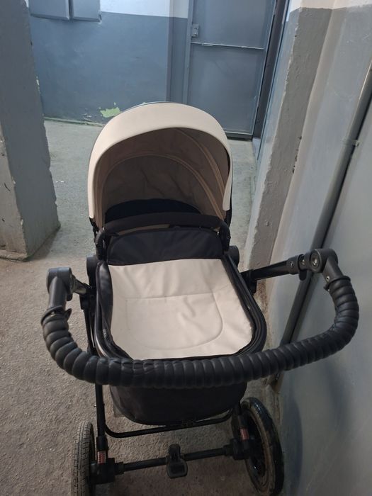 Продам коляску б/у