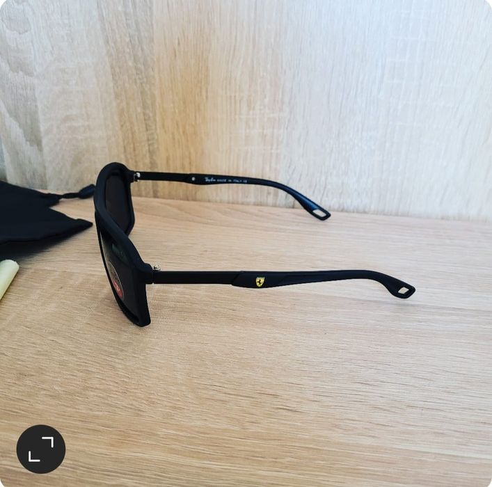 Ochelari de soare Ray ban FERRARI