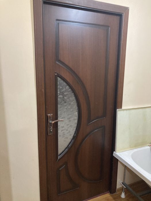 Б/у двери в хорошим состоянии
