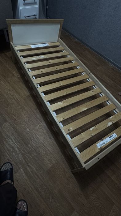 Продам кровати Ikea