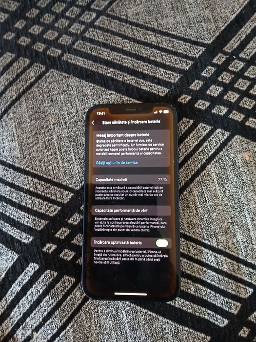 Vand iphone 12 in stare buna