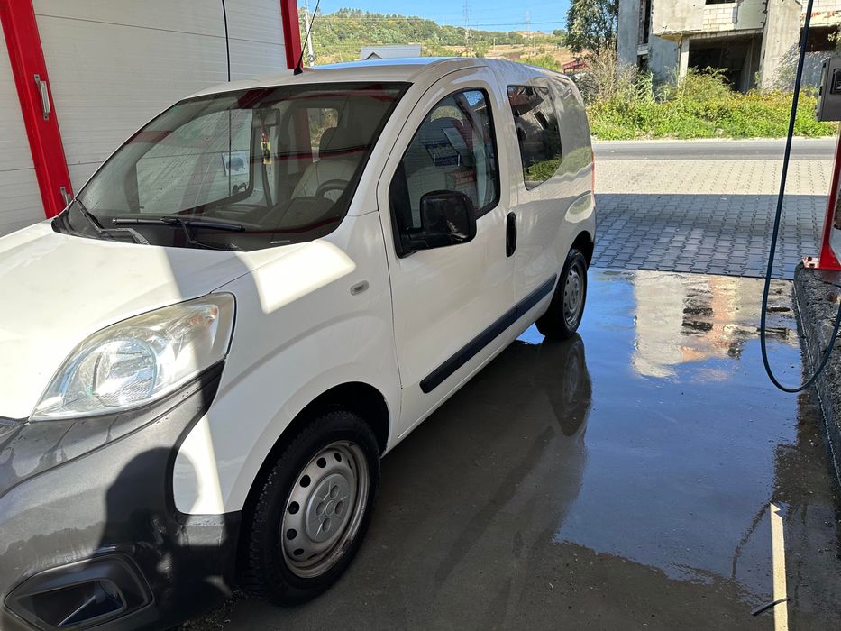 Fiat Fiorino 1.3 Diesel 2017 • 5 Locuri • Banchete Demontabile • Navi • Economic