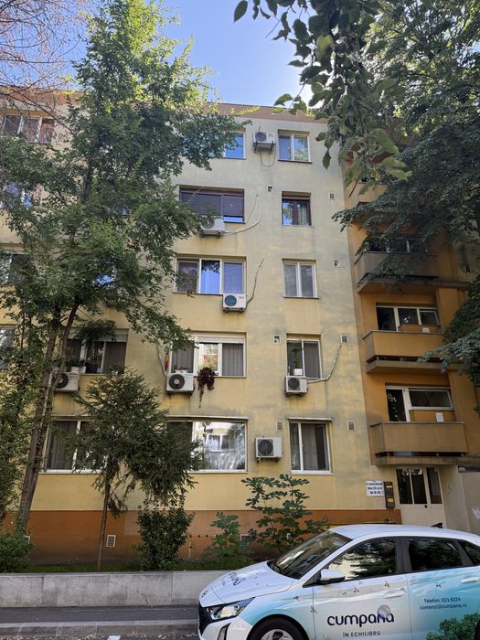 Apartament 3 camere Berceni, Izvorul Oltului 6, parcare inclusa