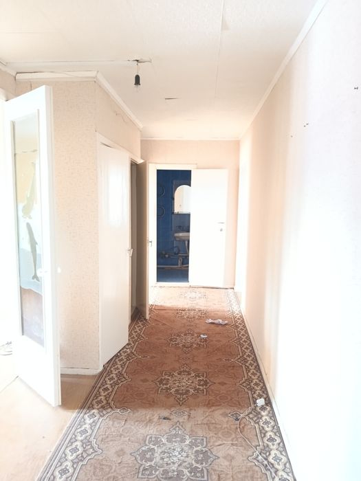 Продам 3 комн. 7-25, 2 этаж.