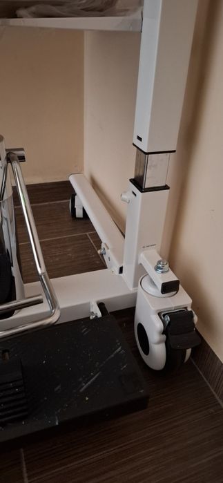 Инвалидна количка-Лифтер