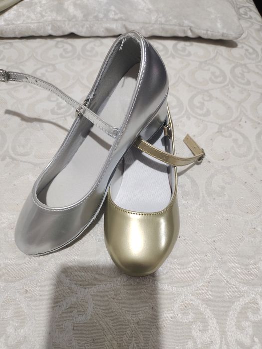 Продам туфли для танцев