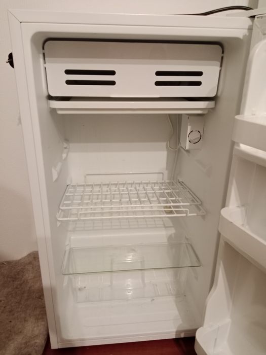 Продам холодильник Бирюса