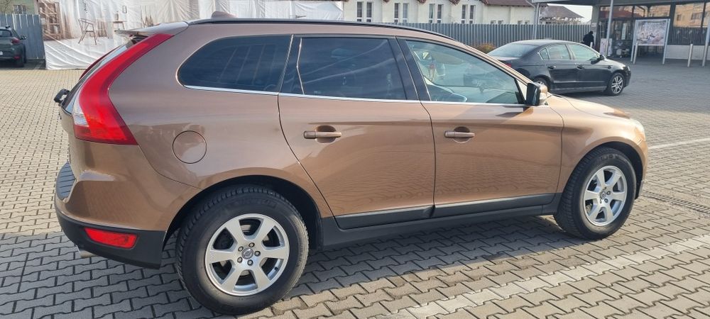 Vând Volvo xc60 fabricație 2011