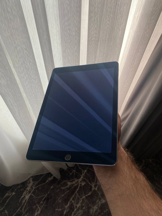 iPad air 2 16gb LL/A ideal xolatda