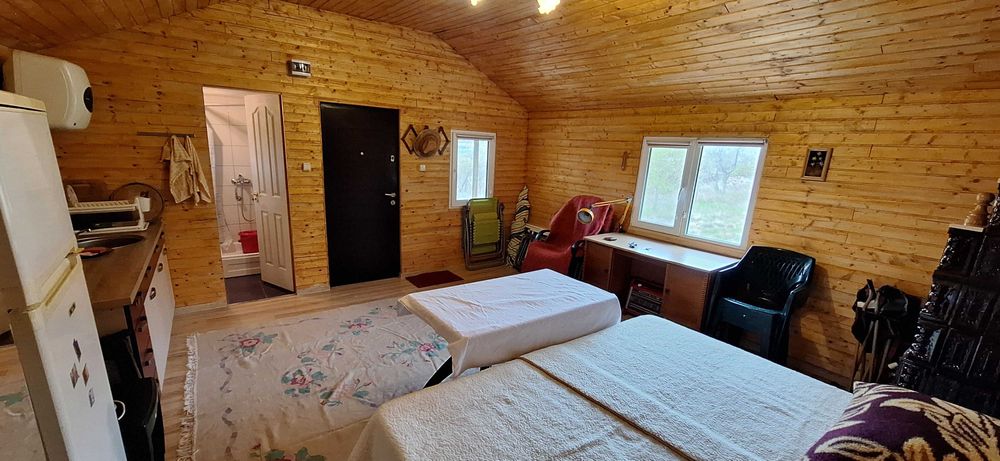 OAZA DE LINISTE SI NATURA! Casuta de Vacanta si Livada in Birnova (persoana fizica)