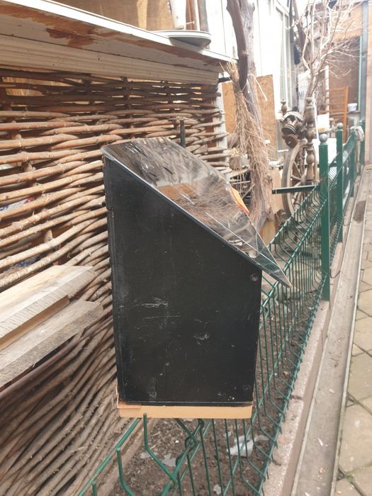 Клетка кормушка для птиц