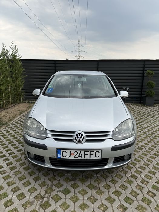 Volkswagen Golf 5 1.6 FSI - 2004
