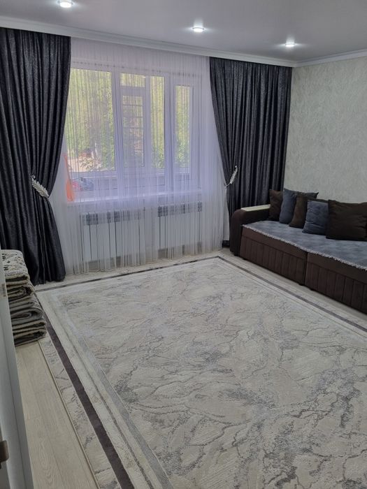 Продам 2 комн квартиру мкр Молодежный 17