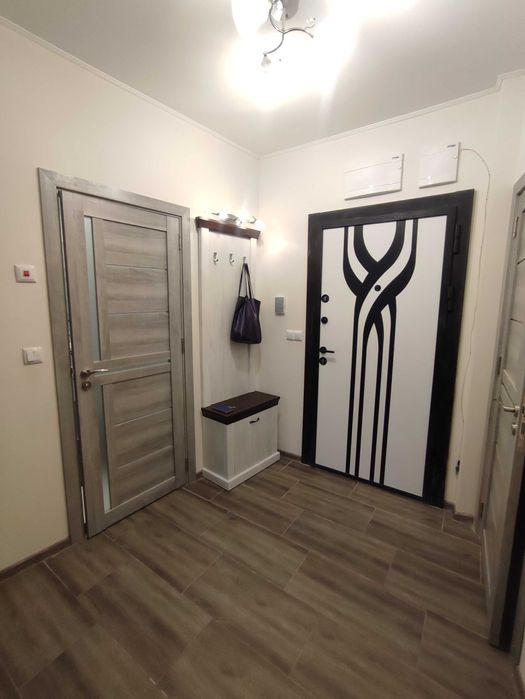 Дава се под наем Двустаен апартамент в Варна, Бриз - 70 кв.м за 650 € - Снимка #5