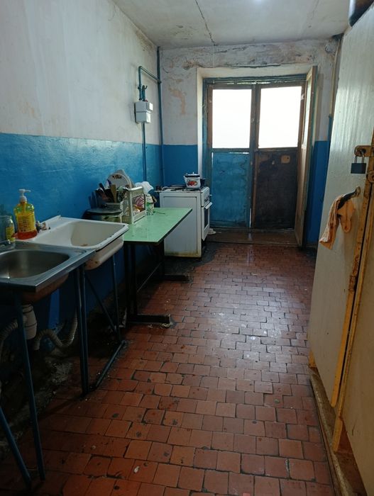 Продается комната в общежитии район 31 школа
