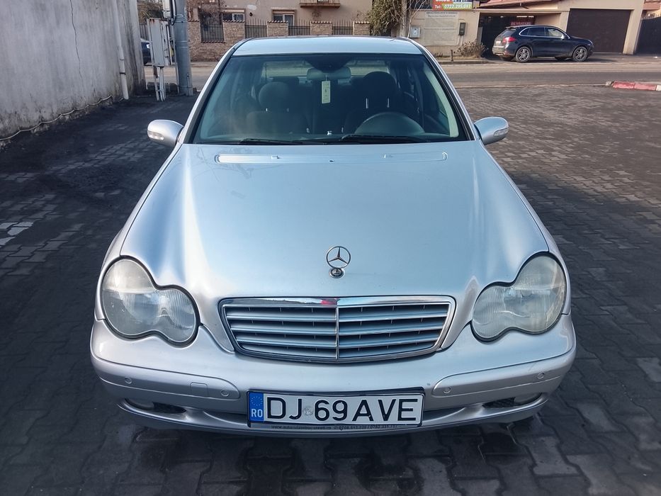 Vând Mercedes Benz kompresor