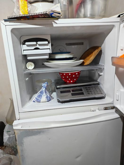 Продам холодильник