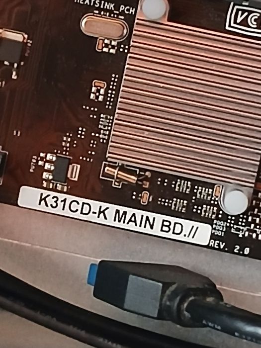 Unitate pc asus  i3 ,16gb,256gb,1tb gtx 750