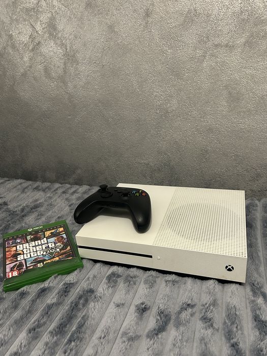 Vand Xbox one s 1tb