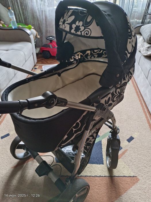 Продам коляску 2в1