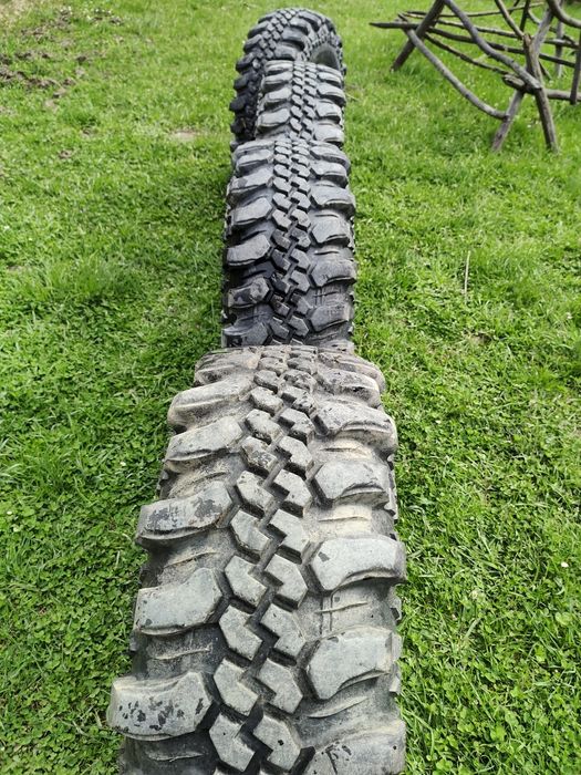 Roti offroad jante 6x139.7 R15 ET negativ anvelope CST 33 11.5 R15