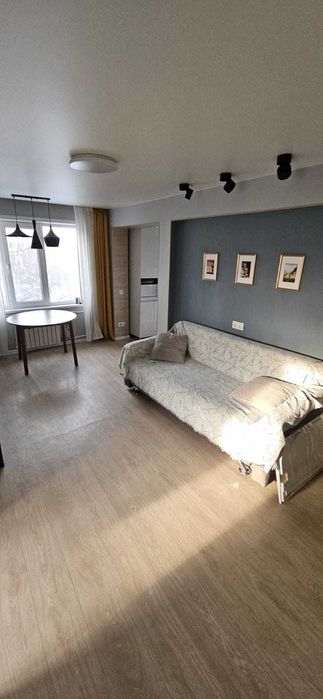 Продам 3х, ул. Новаторов, 15