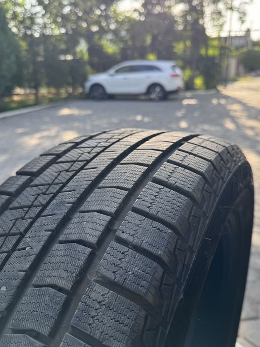 Зимние шины с минимальным пробегом 235/55/19