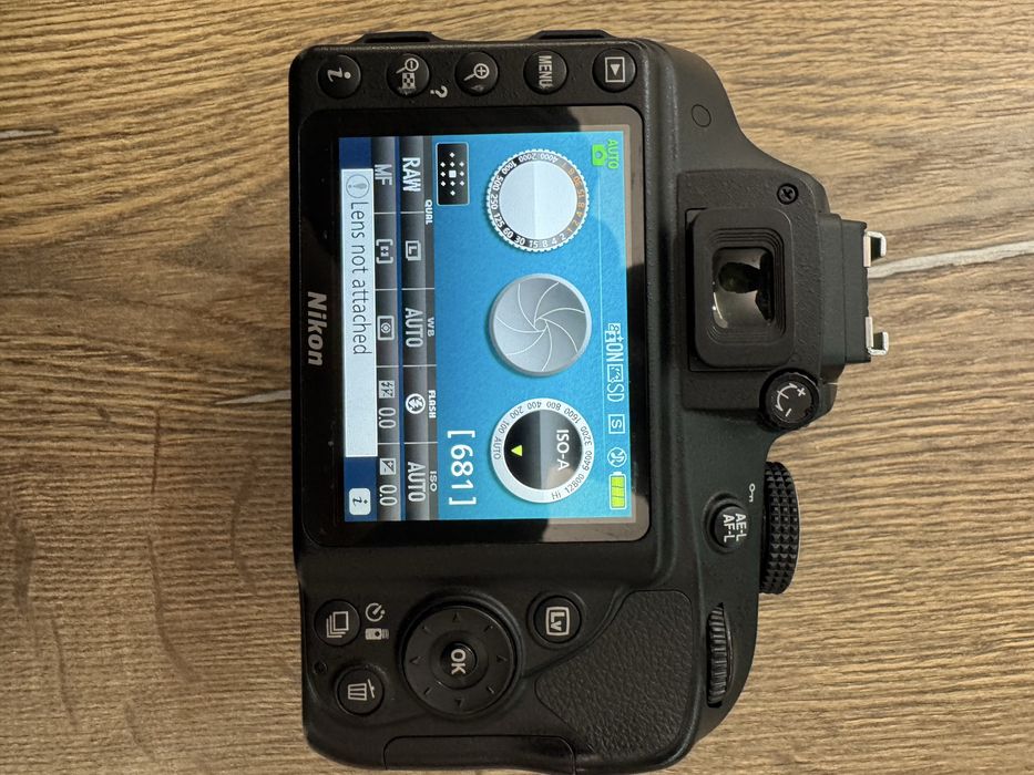 Nikon D3300 + 2 обектива и много аксесоари! В перфектно състояние!