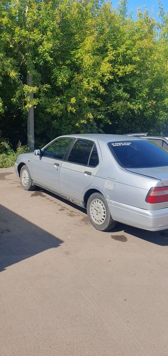 Продам машину ниссан блюберд