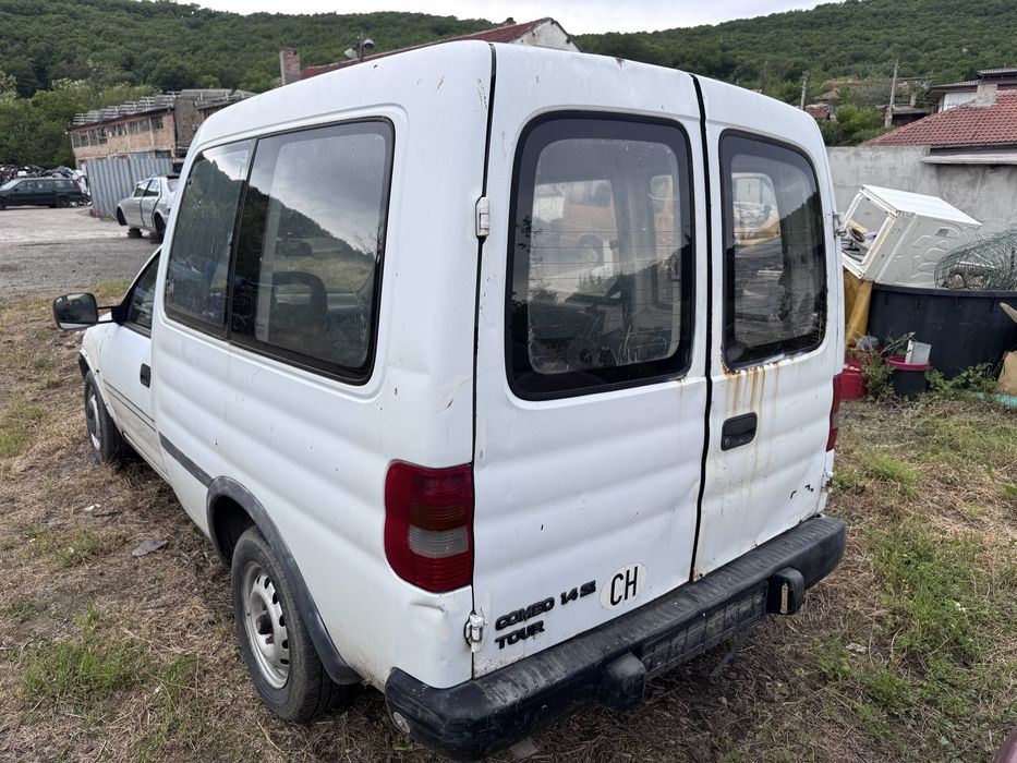 Opel Combo 1.4si 75кс 1997г На Части