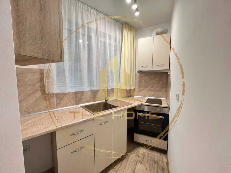 Дава се под наем Двустаен апартамент в Варна, Цветен квартал - 72 кв.м за 425 € - Снимка #4