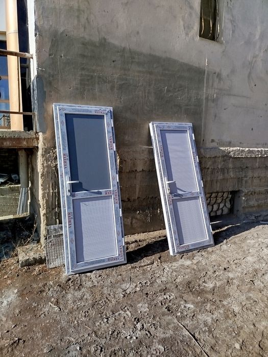 Optomga plastik eshik derazalar tayyorlab beramiz
