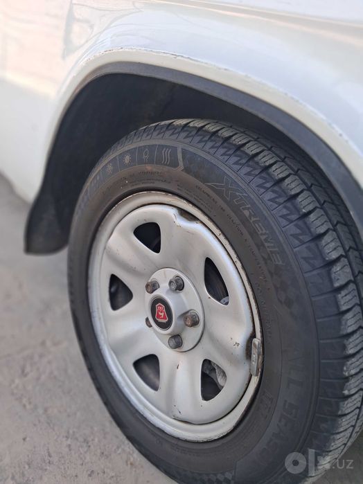 Ideal holatdagi  Volga 3102 sotiladi