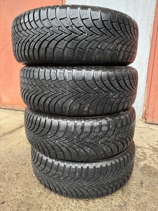 Anvelope iarna Maxxis 205 50 17 ~Profil Nou  7-8 mm, Volkswagen Passat Golf Jetta Skoda Seat