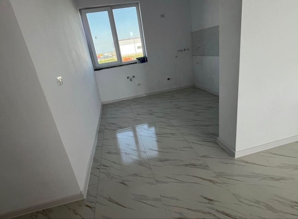Apartament cu 3 CAMERE