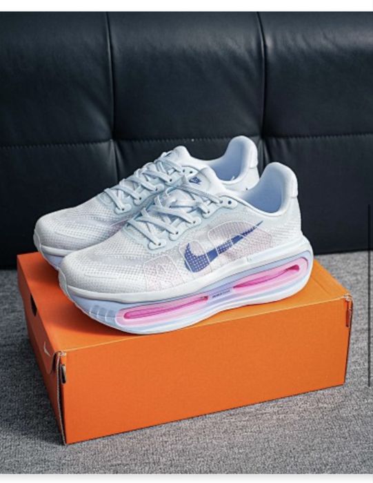 Nike Vomero Premium