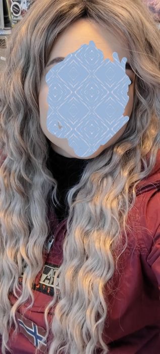 peruca noua ,fibra sintetica