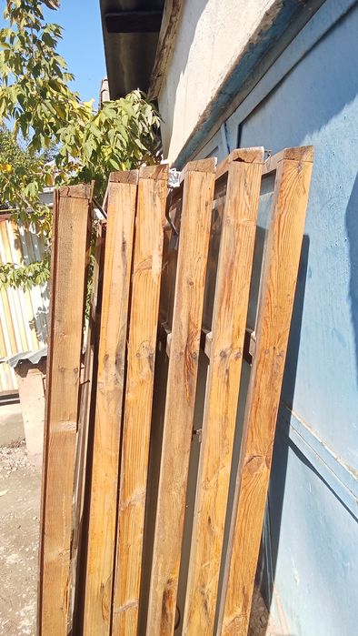 Продам оконные рамы