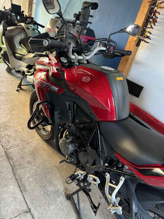 Benelli TRK 502x