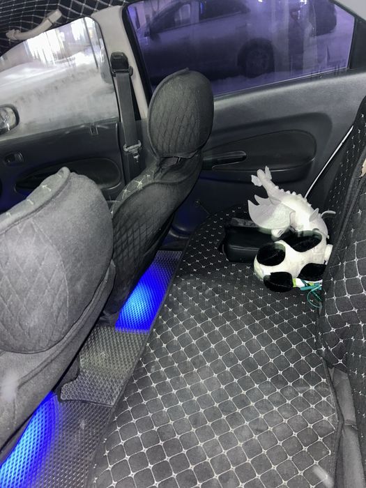 Мазда 323 продаеться