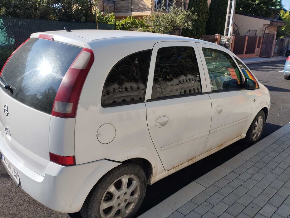 Se vinde . Opel Meriva